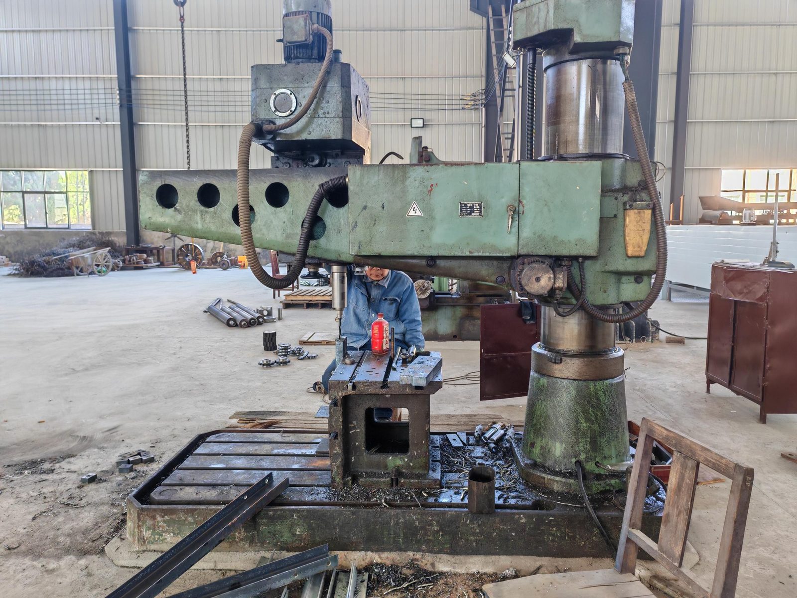 Frame removal machine under assembly